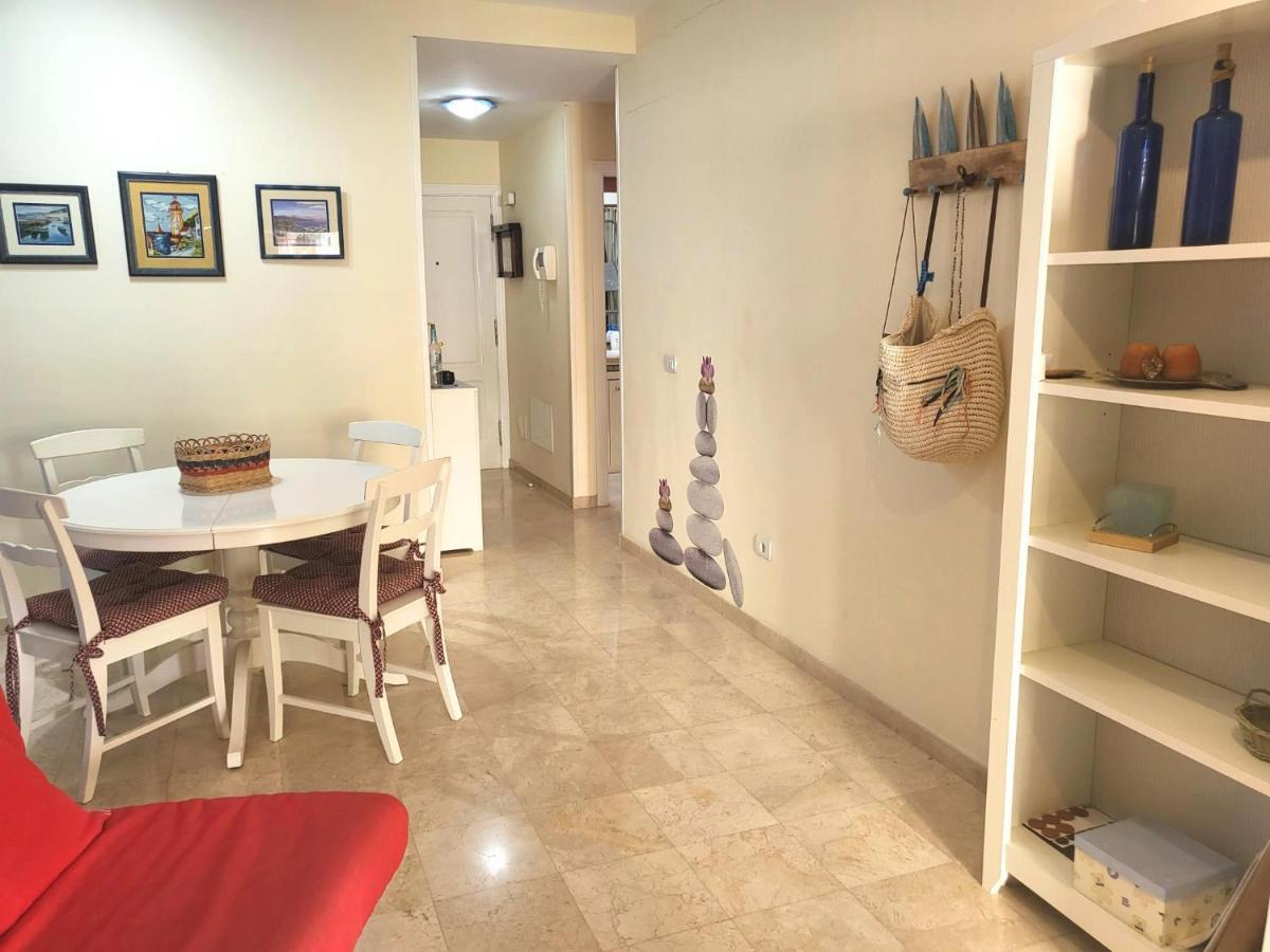 Oasis Palm Mar By Helloapartments Bagian luar foto