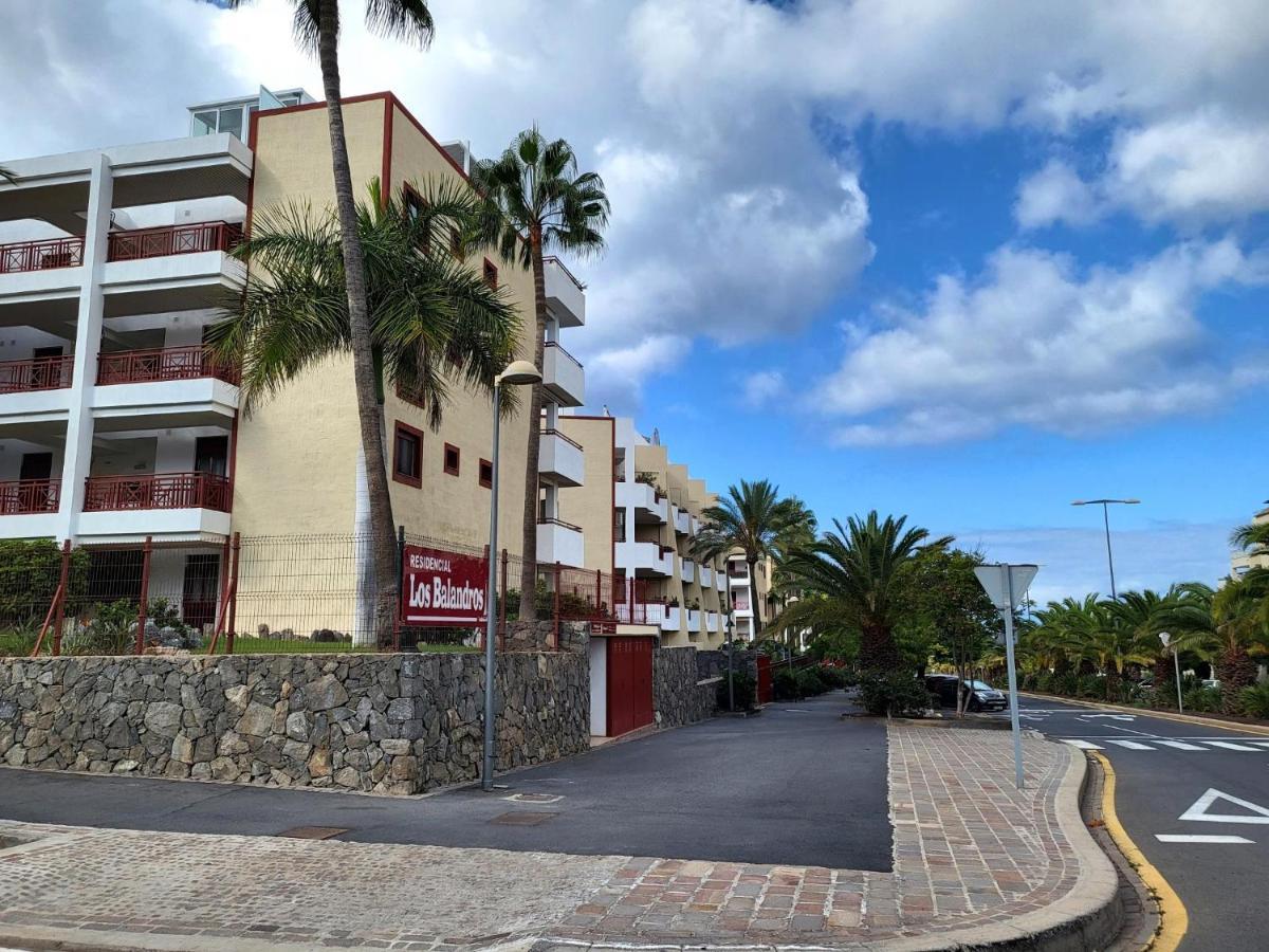 Oasis Palm Mar By Helloapartments Bagian luar foto