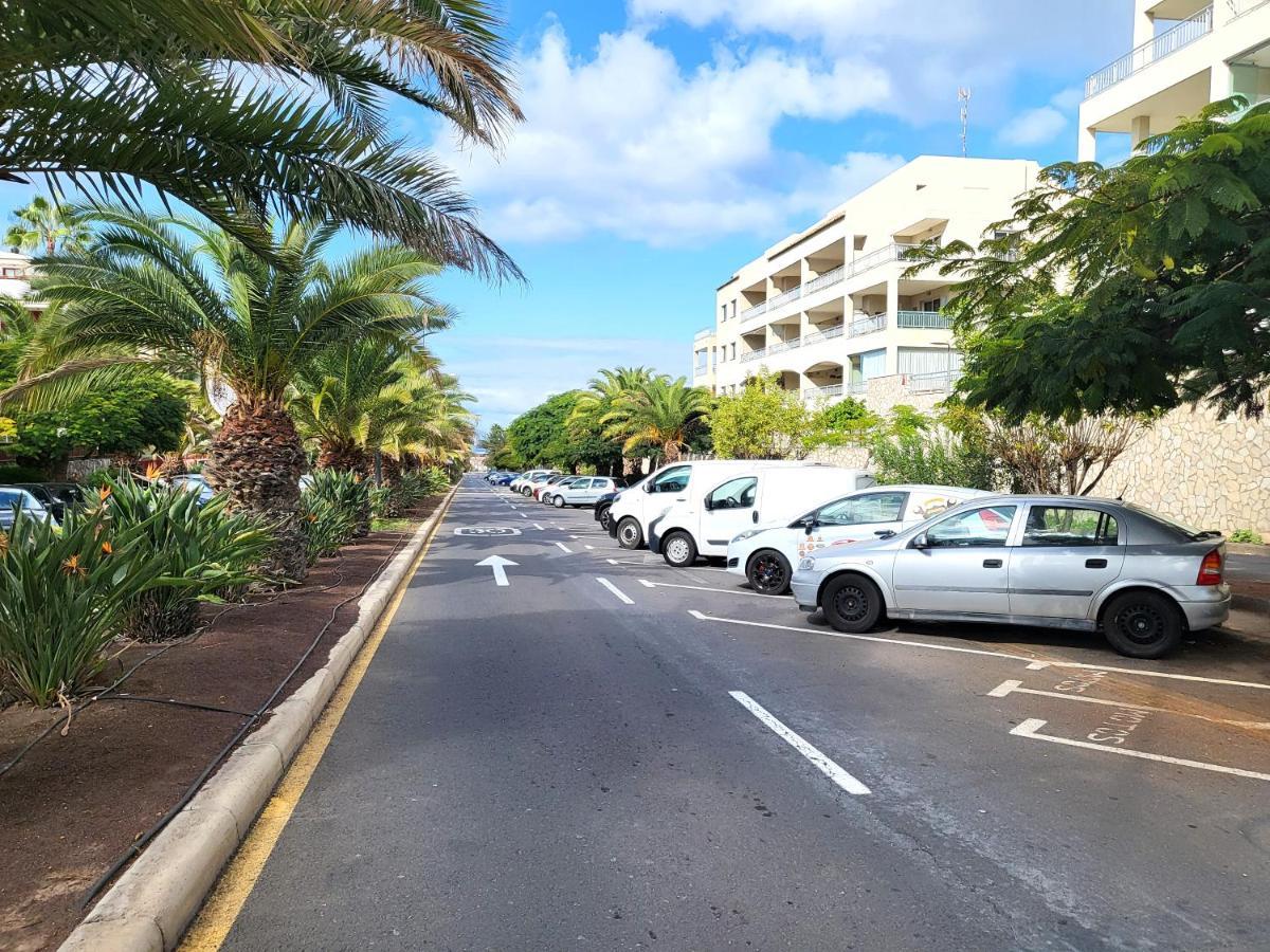 Oasis Palm Mar By Helloapartments Bagian luar foto